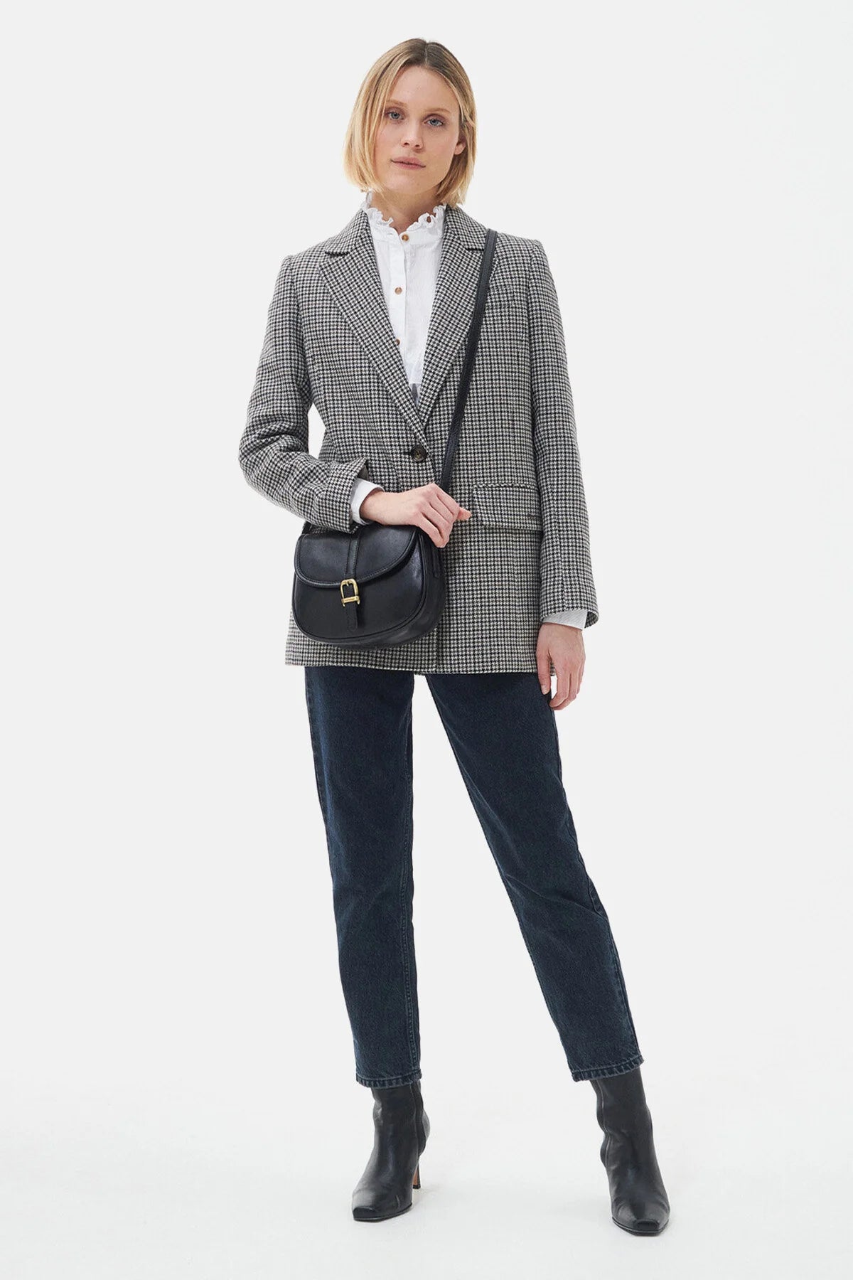 Laire Medium Saddle Bag - BLACK