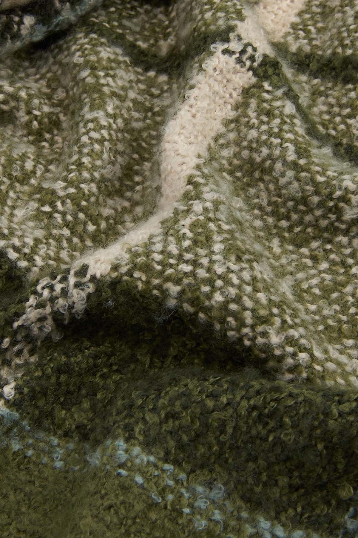Tartan Boucle Scarf - ANCIENT LODEN