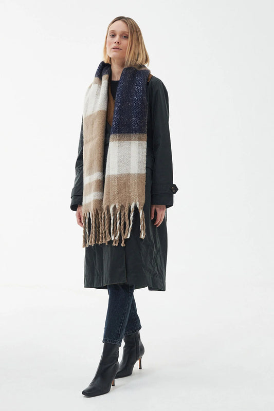 Saltburn Beanie & Scarf Gift Set - TRENCH TARTAN